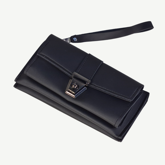 Blackout Chic Wristlet (D86)